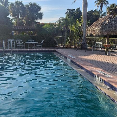 Marina Getaway On The Water! Naples Exterior foto