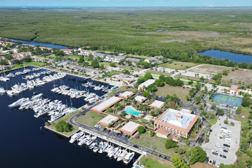 Marina Getaway On The Water! Naples Exterior foto