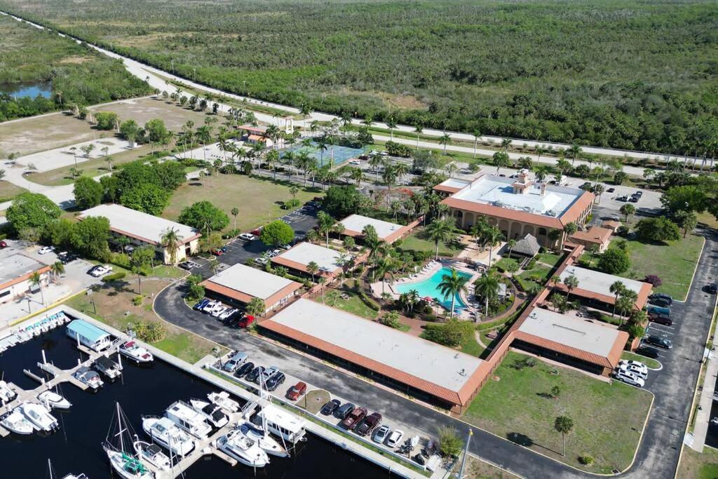 Marina Getaway On The Water! Naples Exterior foto