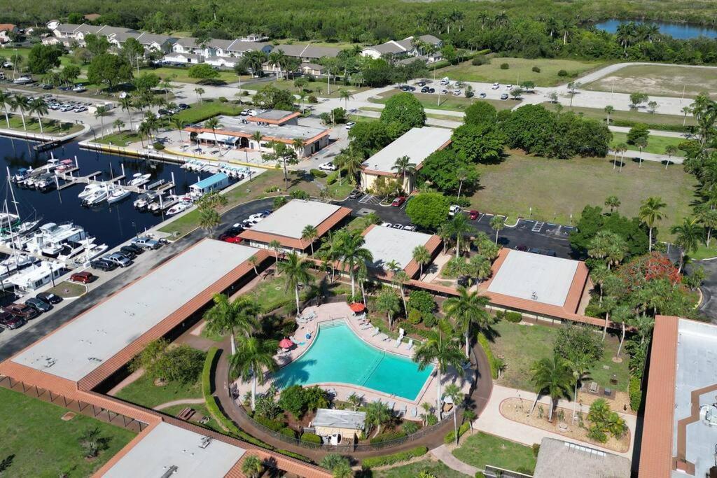 Marina Getaway On The Water! Naples Exterior foto