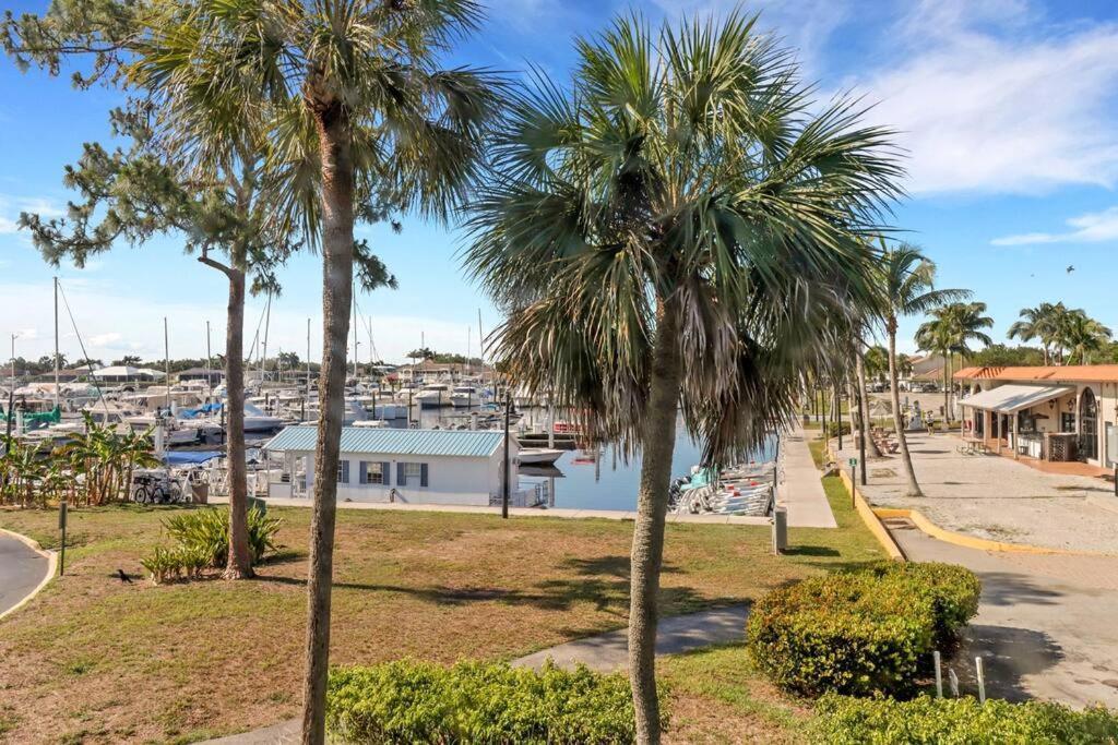Marina Getaway On The Water! Naples Exterior foto